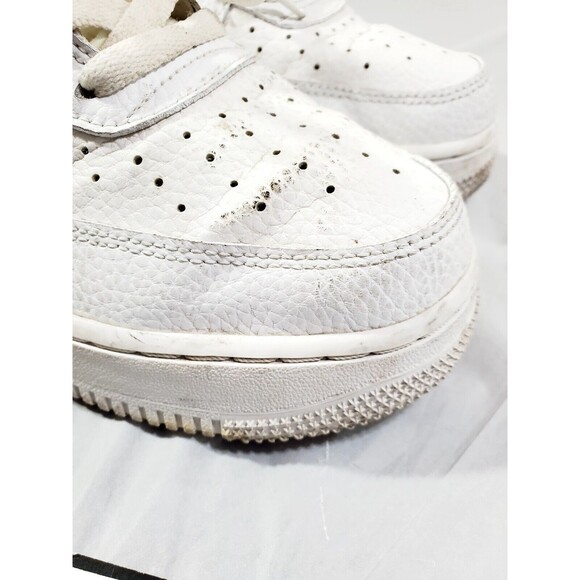 Size 9 Nike Air Force 1'07 Casual Basketball Sneaker Shoe White Black CT2302-100 - Picture 12 of 15